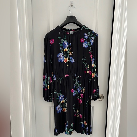 Old Navy Floral Dress - Picture 1 of 4